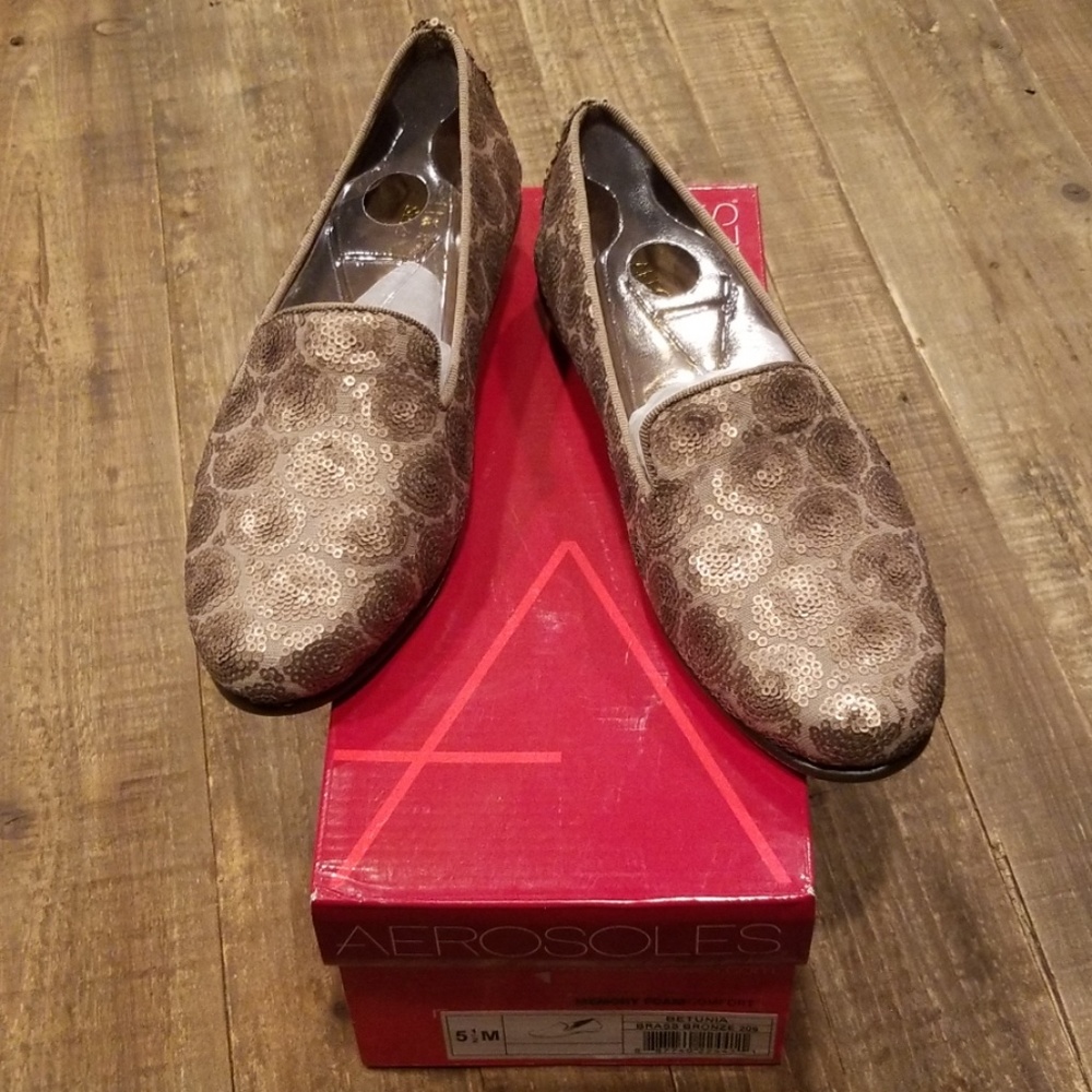 AEROSOLES Women's Shoes Flats Memory Foam Comfort